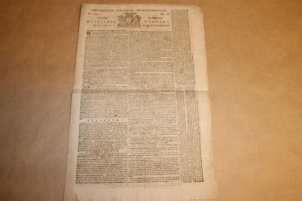 Zeldzame antieke krant - Haarlemsche Courant No 26 1797 !!, Ophalen of Verzenden, Voor 1920, Knipsel(s)