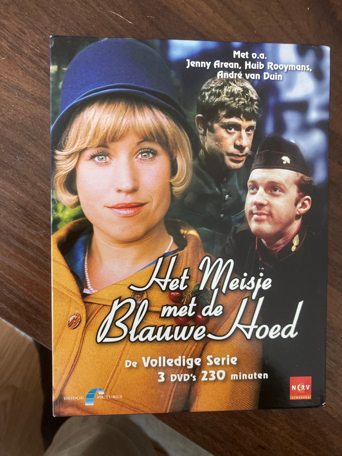 Het Meisje met de Blauwe Hoed - De Volledige Serie (3 DVD's), Alle leeftijden, Drama, Zo goed als nieuw, Ophalen of Verzenden