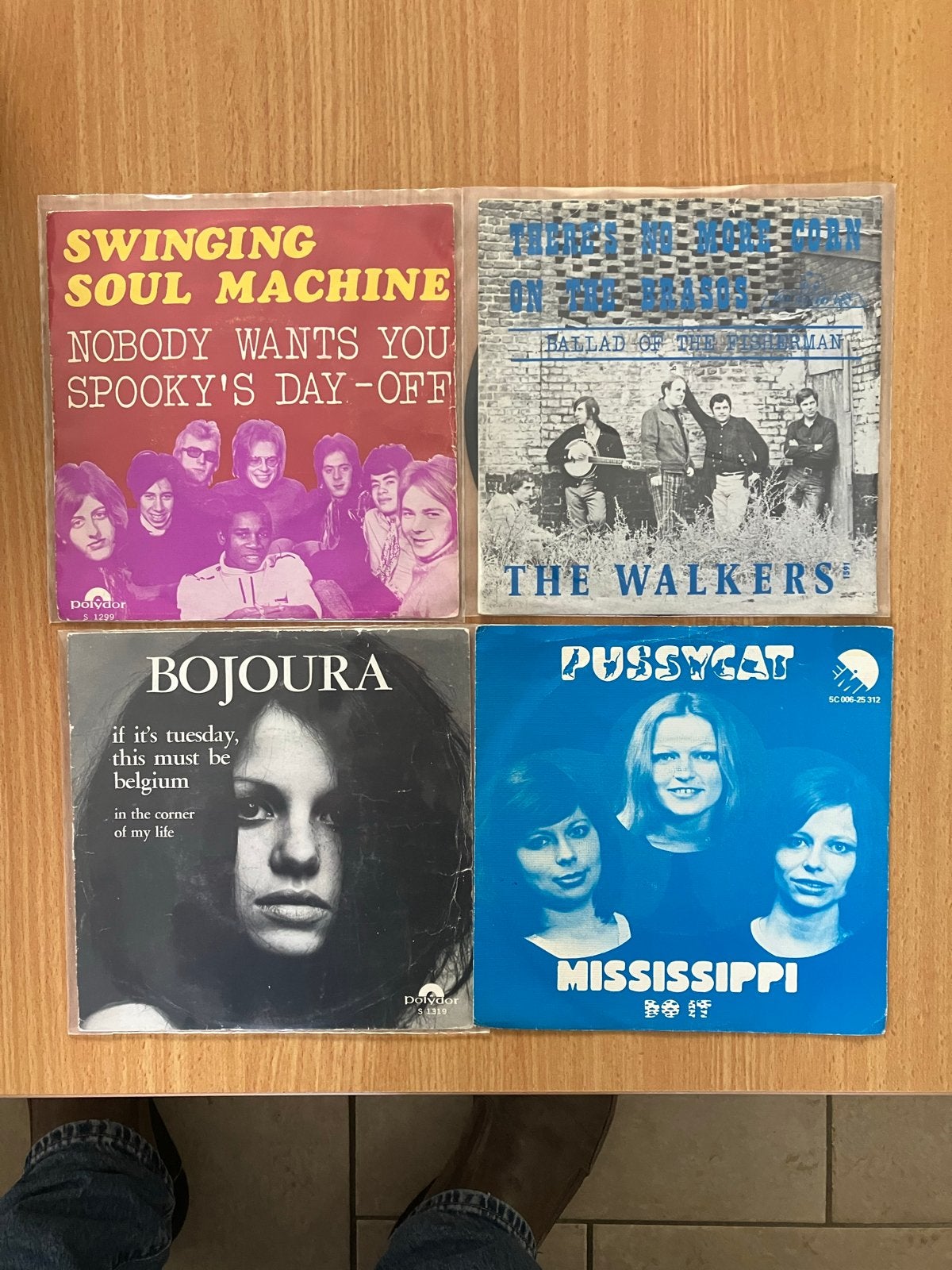 4x Vinyl Singles: Swinging Soul Machine, The Walkers, Bojour, Gebruikt, Originele persing, 7 inch, Ophalen of Verzenden