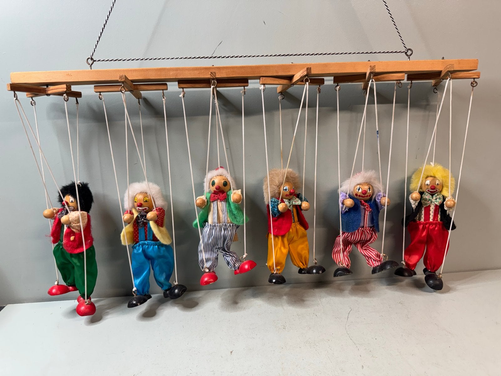 Set van 6 Vintage Marionetten Clowns aan Houten Stang, Verzamelen, Poppen, Gebruikt, ?, Pop, ?