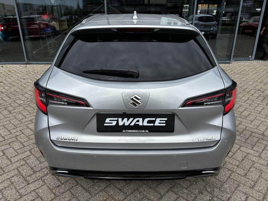 Suzuki Swace 1.8 Hybrid Style, Auto's, Suzuki, Nieuw, 22 km/l, 1798 cc, Te koop