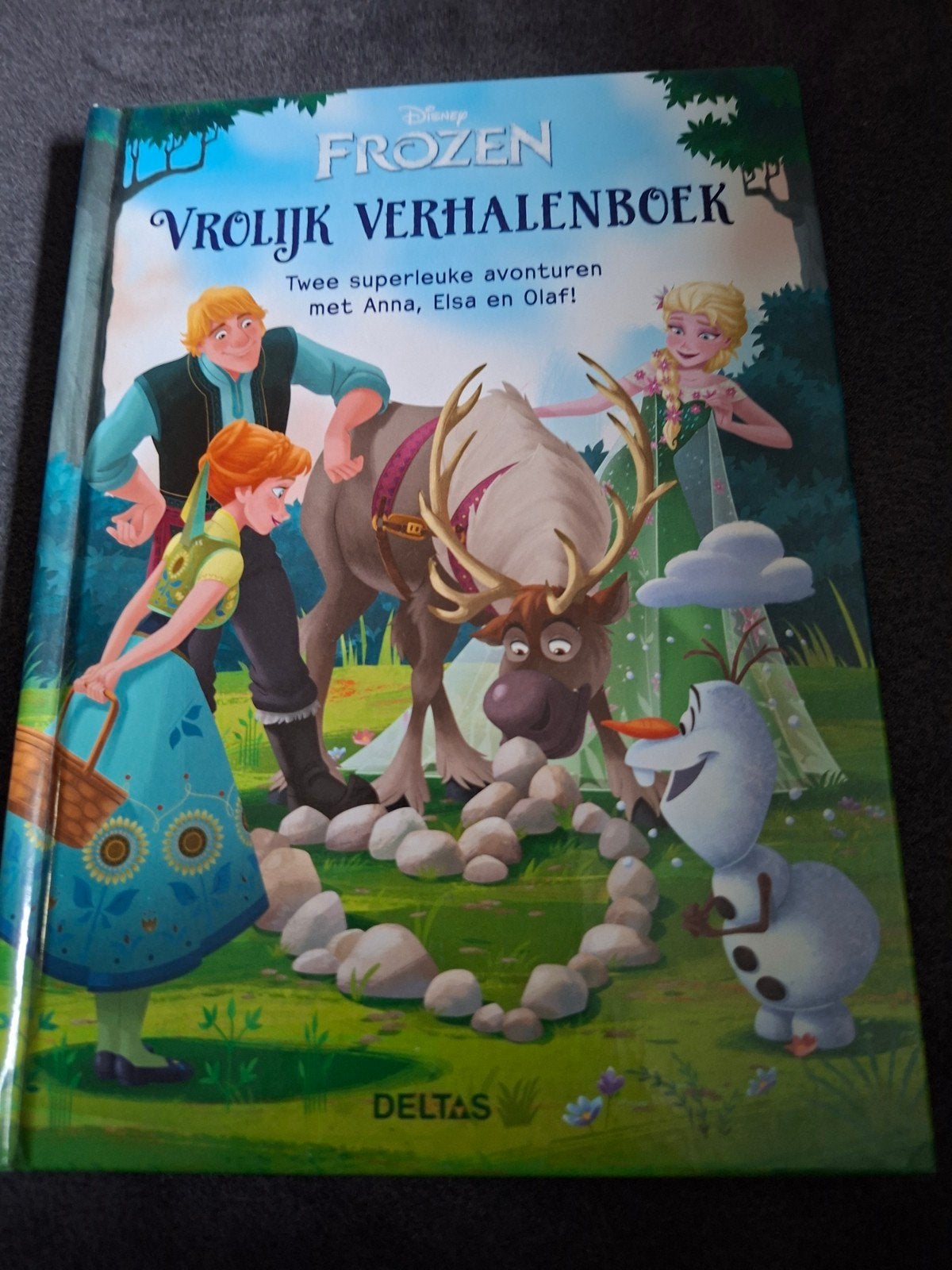 Disney Frozen Vrolijk Verhalenboek - Anna, Elsa & Olaf, Boeken, Ophalen of Verzenden, Zo goed als nieuw, Disney, Sprookjes
