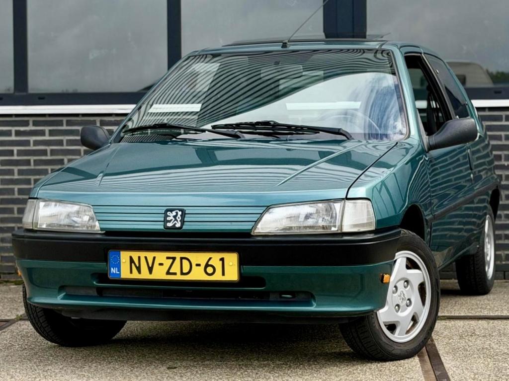 Peugeot 106 1.4 Green (bj 1996), Auto's, Oldtimers, Bedrijf, Te koop, Centrale vergrendeling, Elektrische ramen, Lichtmetalen velgen