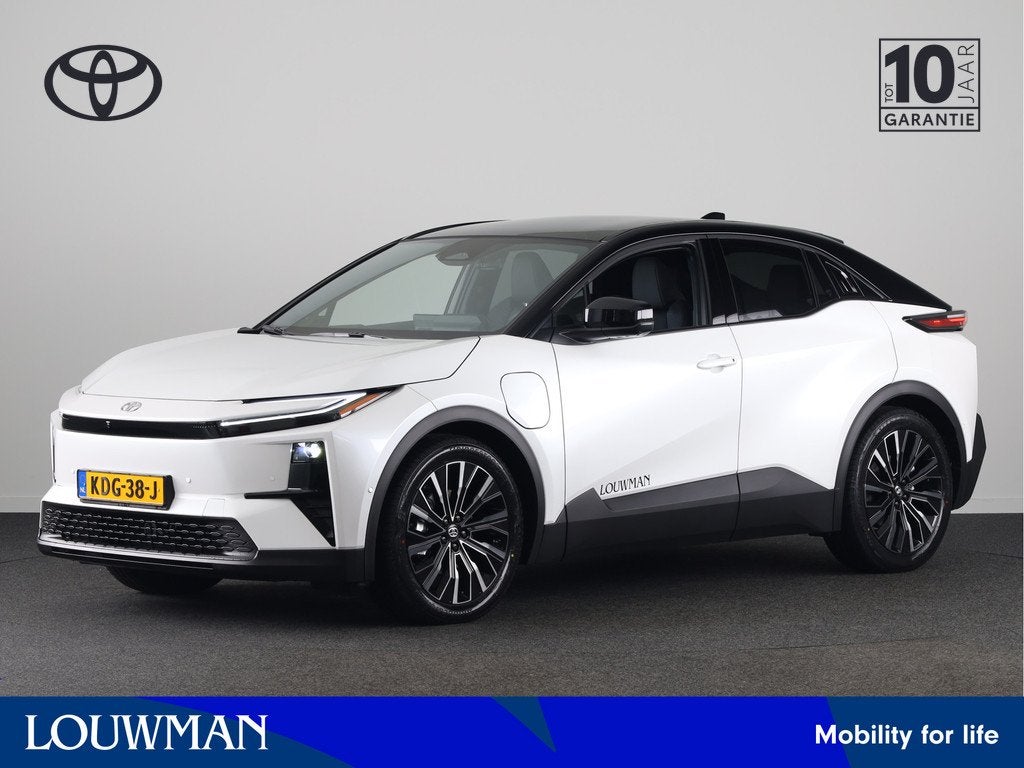 Toyota C-HR+ Executive AWD 77 kWh *DEMO* | JBL geluidsysteem, Auto's, Toyota, Automaat, 12 maanden, Leder en Stof, Wit