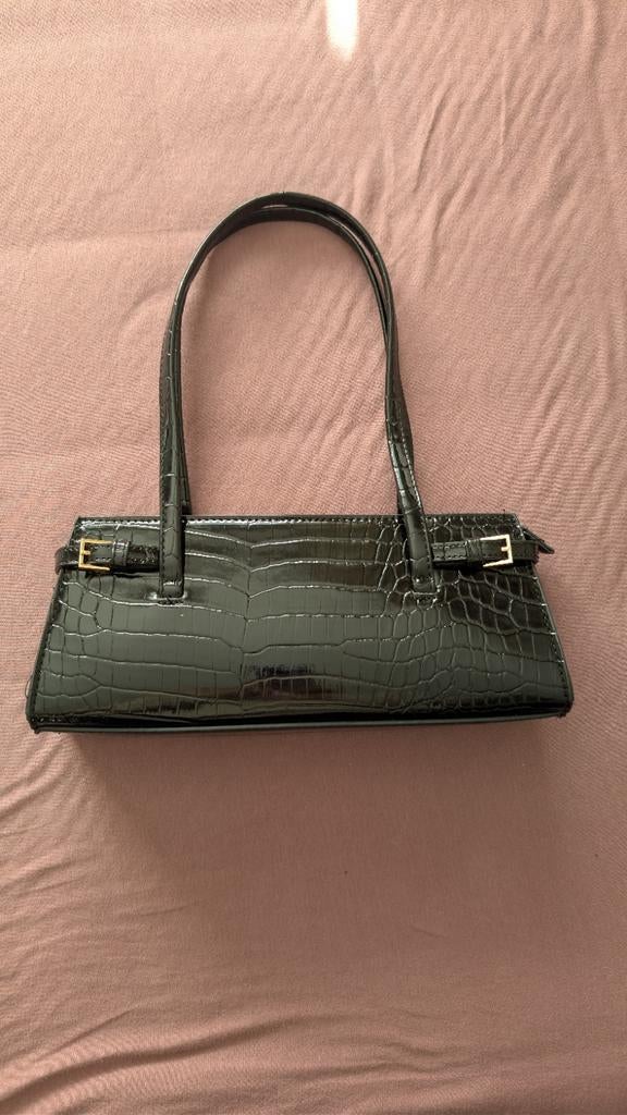 Zwarte lak tas met krokodillenprint, Sieraden, Tassen en Uiterlijk, Tassen | Damestassen, Ophalen of Verzenden