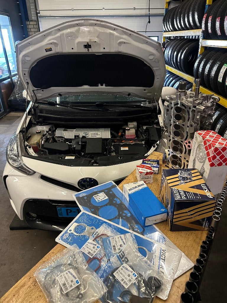 Prius / Auris / CT200h Koppakking Vervangen – €1750 Compleet, Auto diversen
