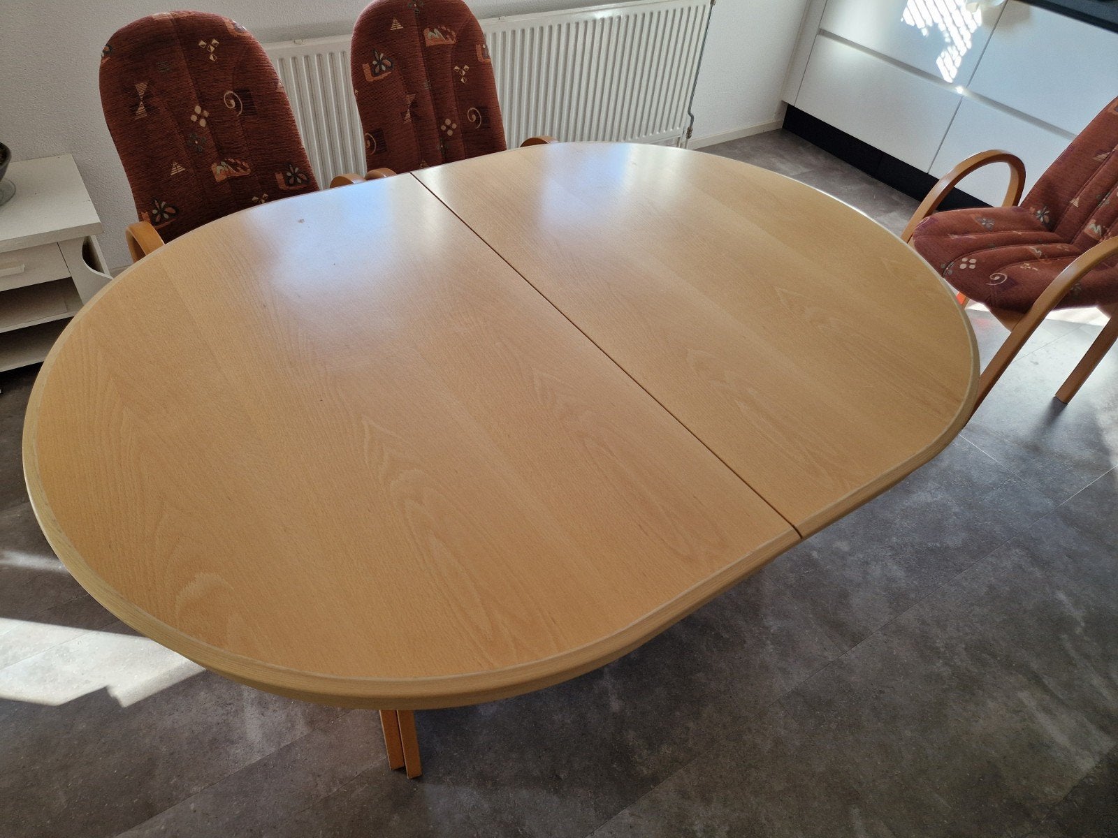 eetkamertafel., Huis en Inrichting, Ophalen, 4 tot 6 stoelen