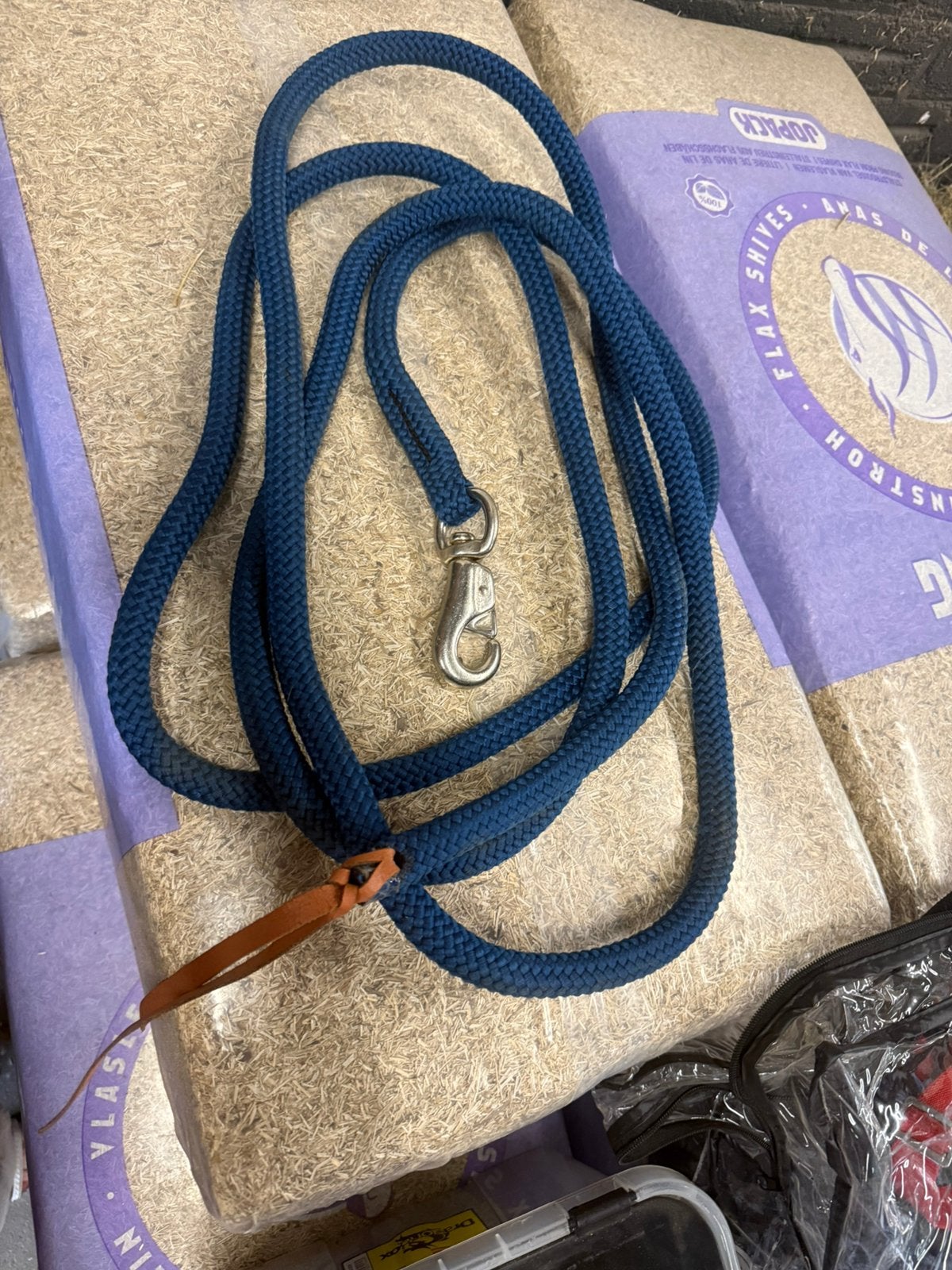 Leadrope blauw 4 meter, Dieren en Toebehoren, Paarden en Pony's | Overige Paardenspullen, Ophalen of Verzenden, Zo goed als nieuw