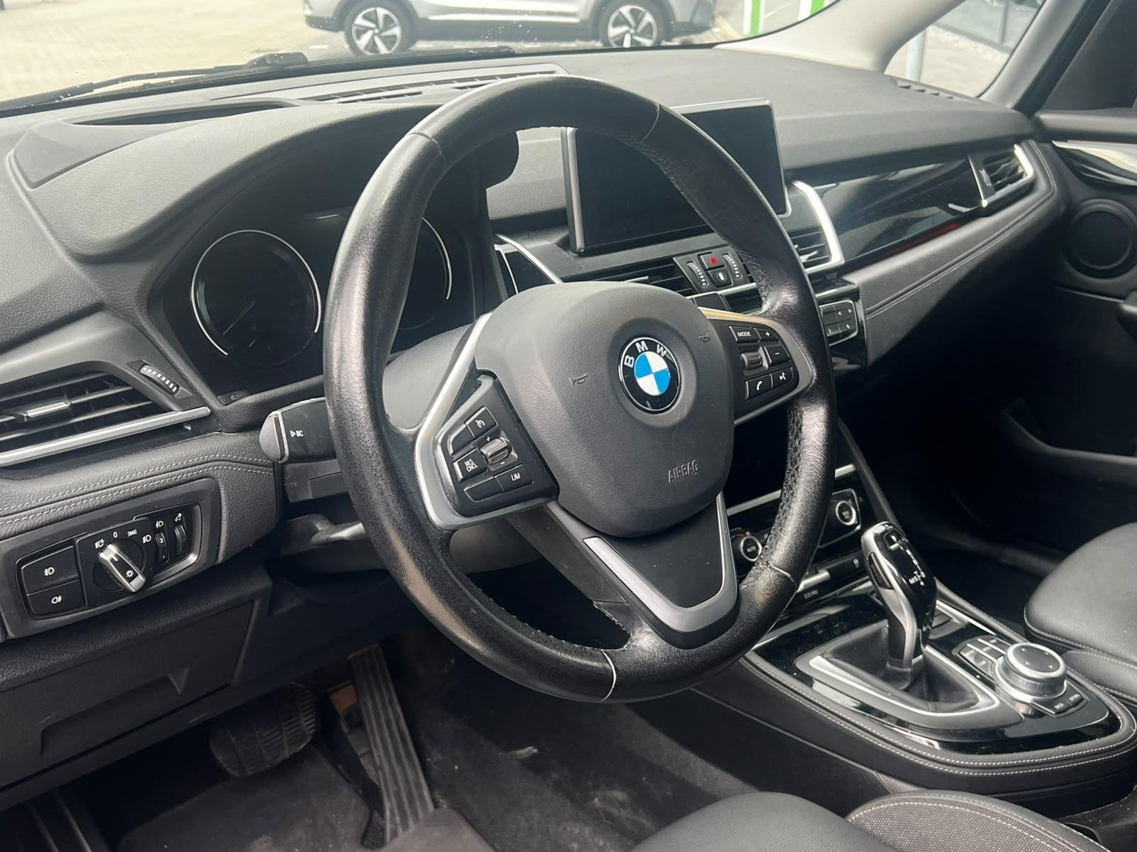 BMW 2-serie Gran Tourer 218i 7p. High Executive Edition | HU, 12 maanden, Gebruikt, Euro 6, 7 stoelen