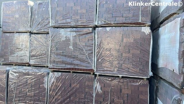 1.200m2 rood bordeaux gebakken dikformaat klinkers B-KEUS st, Info.nl@wienerberger.com, Verzenden, Keramiek, Postbus 144  5300 AC ZALTBOMMEL