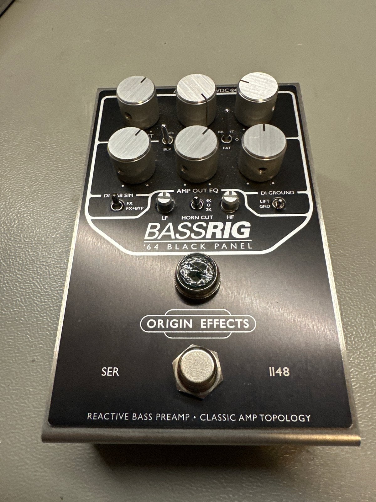 Origin Effects BassRIG '64 Black Panel bass preamp, Muziek en Instrumenten, Effecten, Ophalen of Verzenden, Zo goed als nieuw