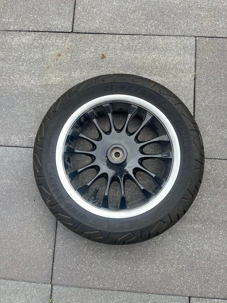 Vespa sprint velg kleine trommel, Ophalen of Verzenden, Zo goed als nieuw, Overige typen