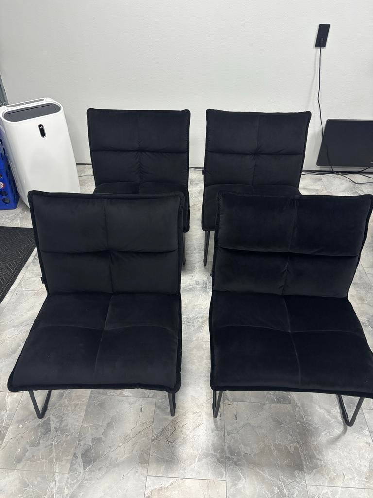 4x Bronx71 velvet lounge stoelen | Zwart | Dik gewatteerd, Gebruikt, Zwart, Ophalen of Verzenden, Vier