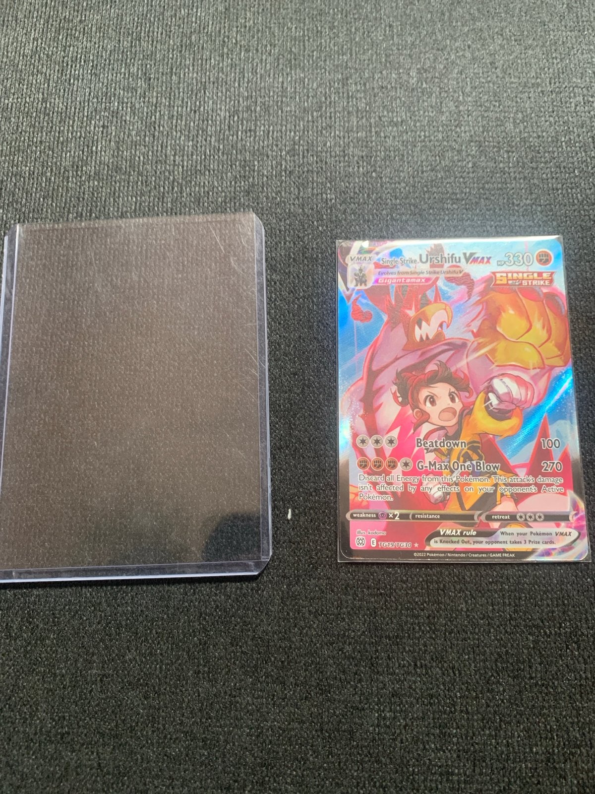 Urshifu VMAX Single Strike Pokémon kaart, Verzenden, Zo goed als nieuw, Losse kaart