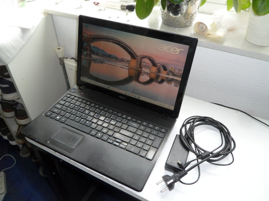 LAPTOP, 2 tot 3 Ghz, Ophalen of Verzenden, Zo goed als nieuw, 4 GB