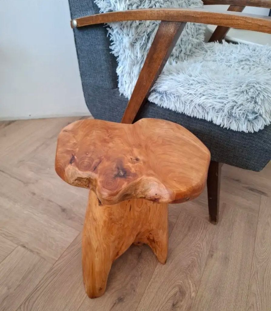 Massief houten kruk Live Edge | Cederhout boomstam, Ophalen of Verzenden, Nieuw, Bruin, Natuurlijk materiaal
