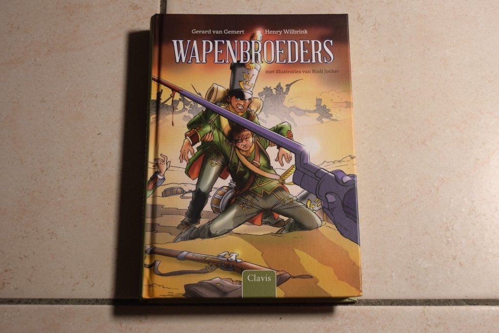 Wapenbroeders / Gerard van Gemert, Ophalen of Verzenden, Zo goed als nieuw, Fictie