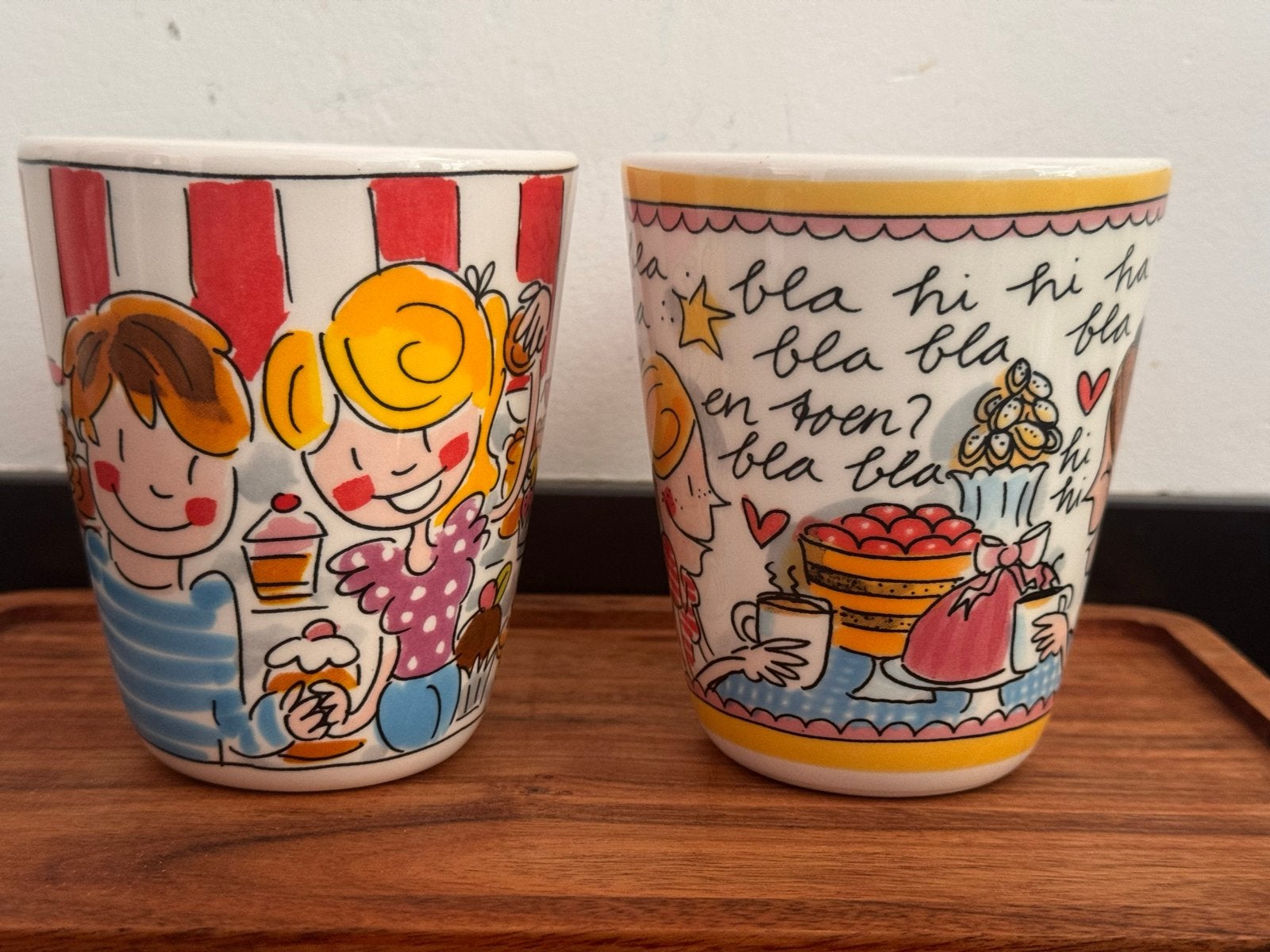 2 Blond Amsterdam XL Mokken "Even Bijkletsen" 35cl, Huis en Inrichting, Keuken | Servies, Gebruikt, Keramiek, Overige stijlen