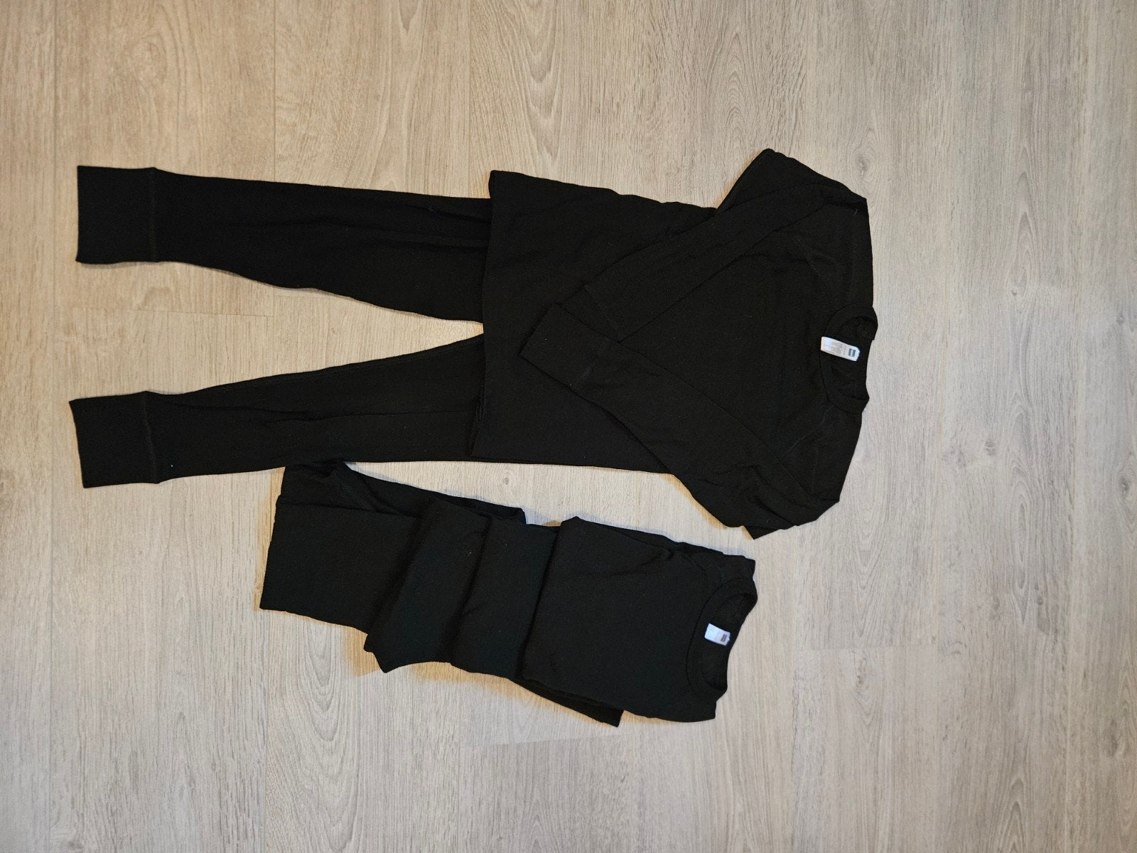 Thermokleding 3x thermoshirt+ thermobroek kind 134/140 Hema, Ophalen of Verzenden