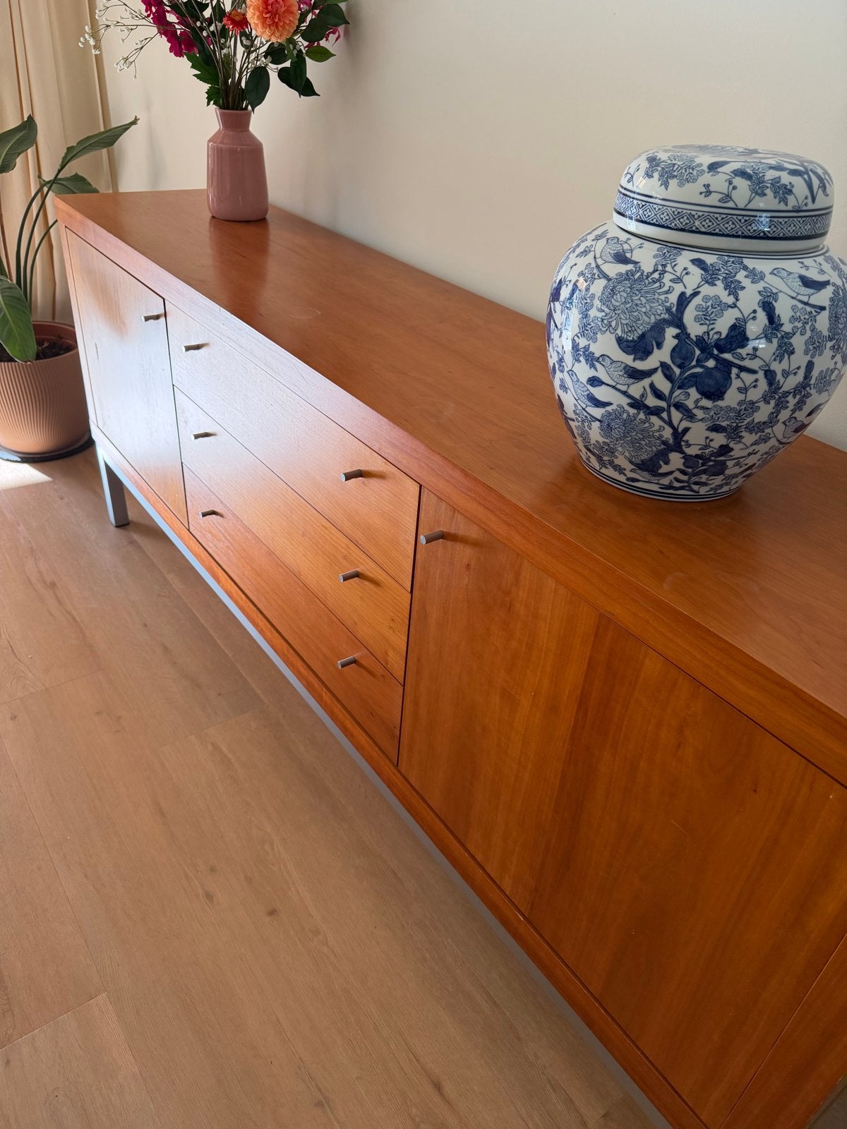 Stijlvol dressoir met lades en deuren - 203x43x84cm, Huis en Inrichting, Kasten | Dressoirs, Minder dan 50 cm, Gebruikt, Ophalen of Verzenden