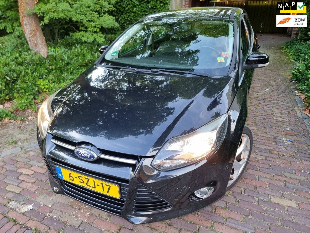 Ford Focus Wagon 1.6 TDCI ECOnetic Lease Titanium, Auto's, Ford, Euro 5, Gebruikt, 4 cilinders, Automatische klimaatregeling