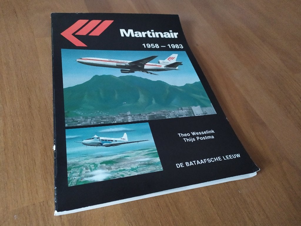 Martinair 1958-1983, Ophalen of Verzenden, Gelezen, Vliegtuig
