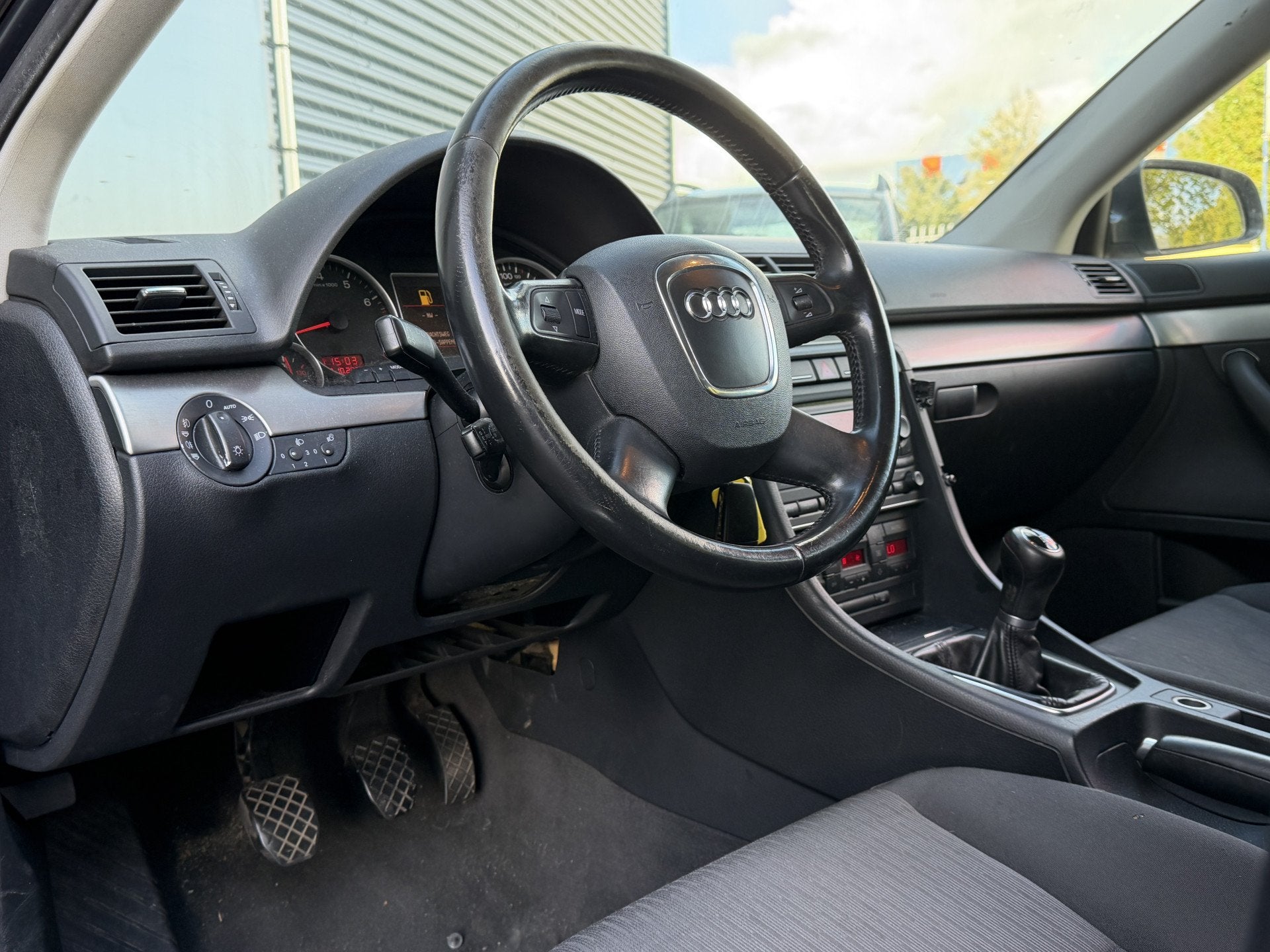 Audi A4 Avant BWJ 2007 | 2.0 131PK Advance | CLIMA | NAVI |, Auto's, Voorwielaandrijving, Gebruikt, Zwart, 4 cilinders