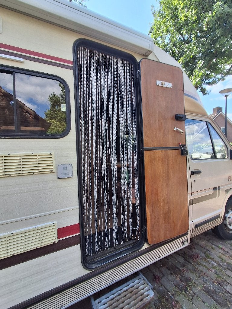 camper ret Renault traffic pilot 1988 Apk m 2027 benzine 2 L, Overige merken, Chemisch toilet, Koelkast, 7 tot 12 maanden geleden