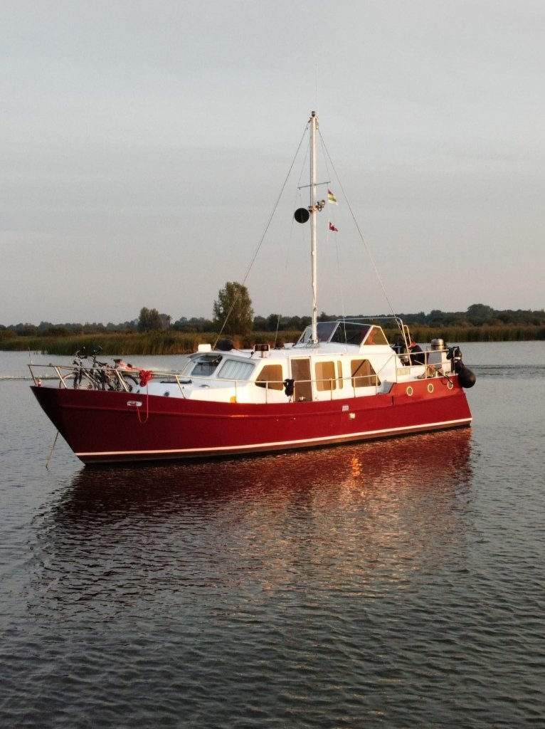 Vakantieklare werf gebouwde stalen motorjacht 10.8 m DAF 615, Gebruikt, Diesel, 1.85 meter, 120 cm