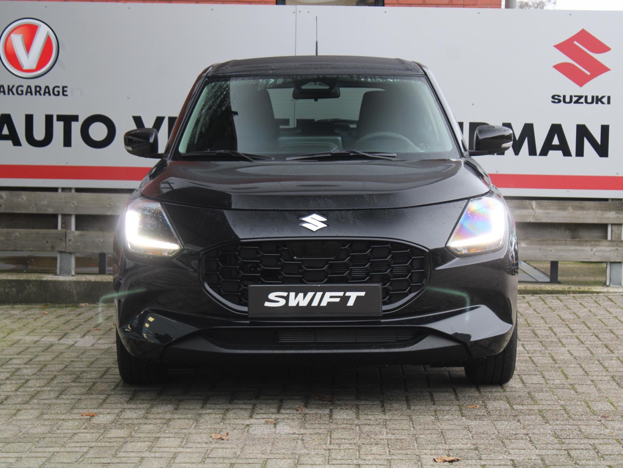 Suzuki Swift 1.2 Style Smart Hybrid incl. 2000 euro korting,, Auto's, Voorwielaandrijving, 12 maanden, Stof, Euro 6