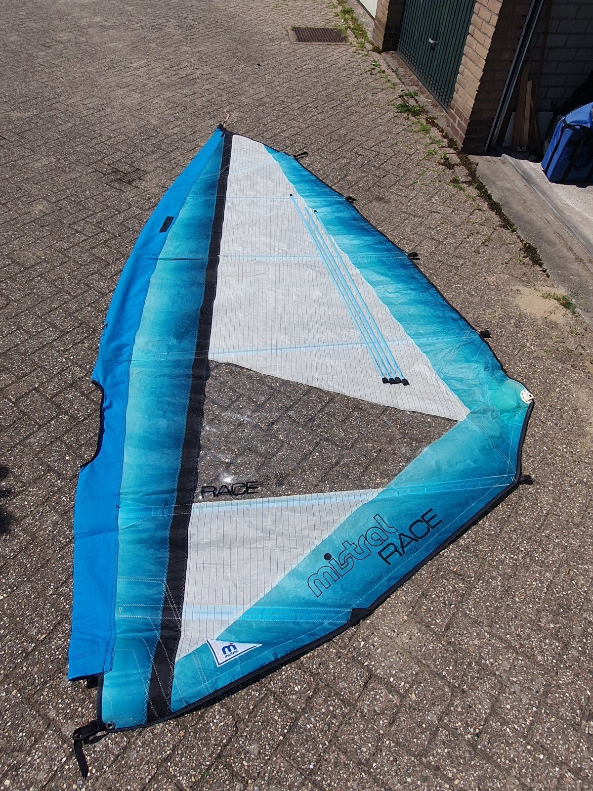 Mistral Race 6.2 Windsurfzeil, Ophalen, Mistral, Gebruikt, 5 tot 6.5 m²