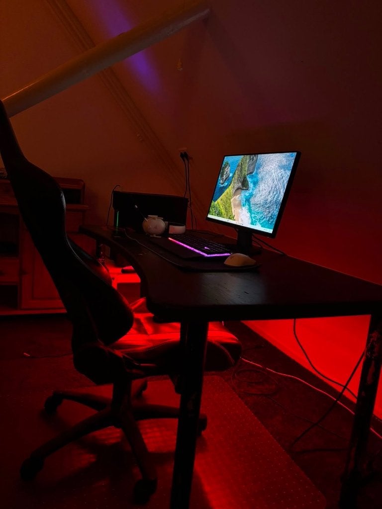 Complete Gaming Setup – 300Hz Monitor + Gaming PC, Gebruikt, 2 tot 3 Ghz, Zelf gebouwde pc, 368GB