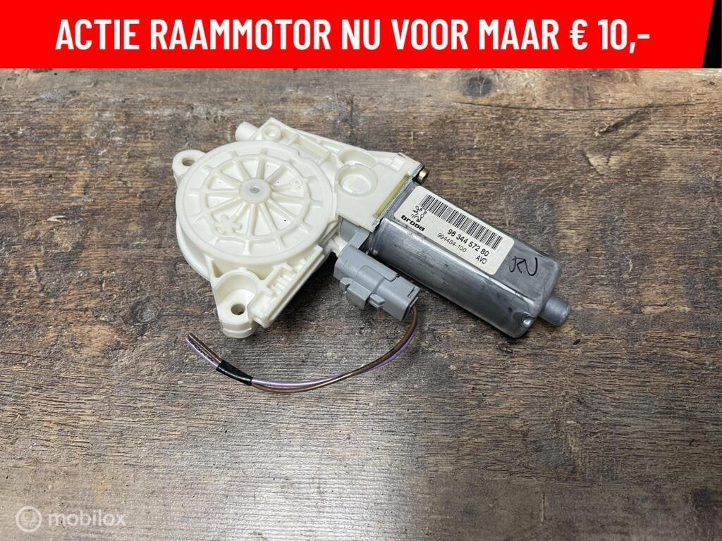 Raammotor rechtsvoor Peugeot 307 ('01-'07) 9634457280, Gebruikt, Ophalen of Verzenden, Peugeot, Peugeot