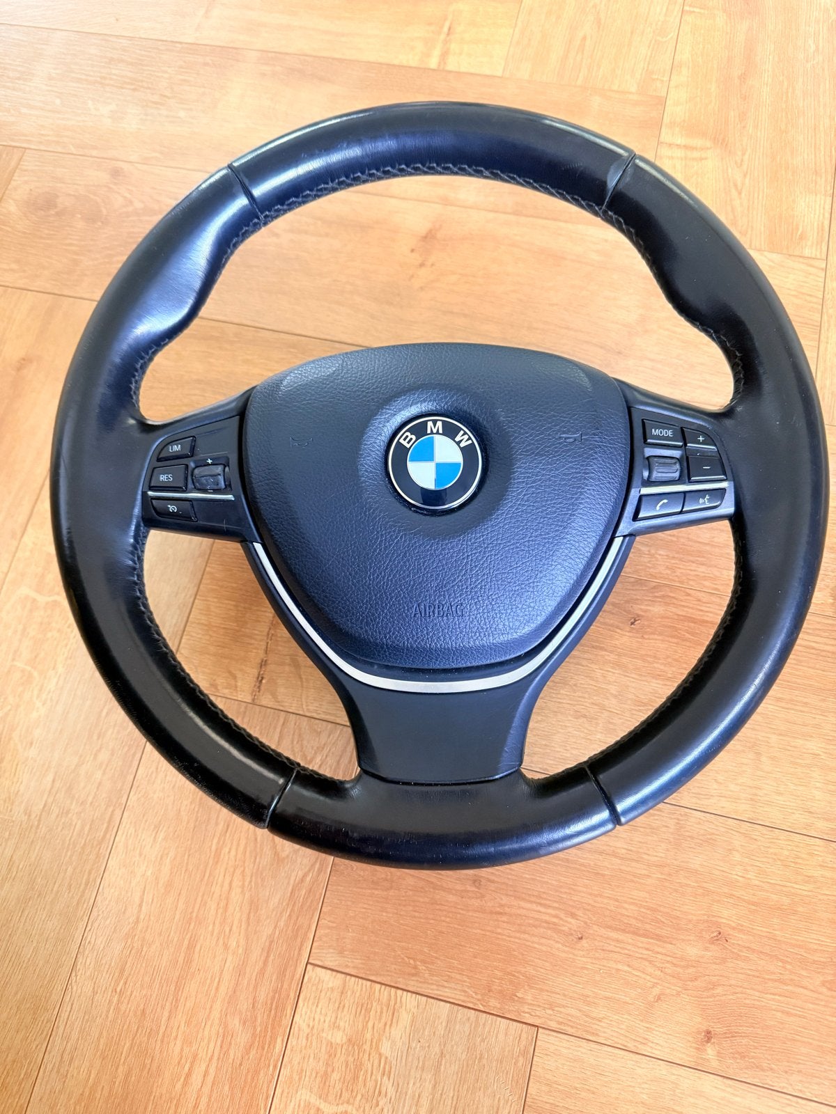BMW F10 Stuurwiel - Zo goed als nieuw, Auto-onderdelen, Besturing, Ophalen of Verzenden, Gebruikt, BMW