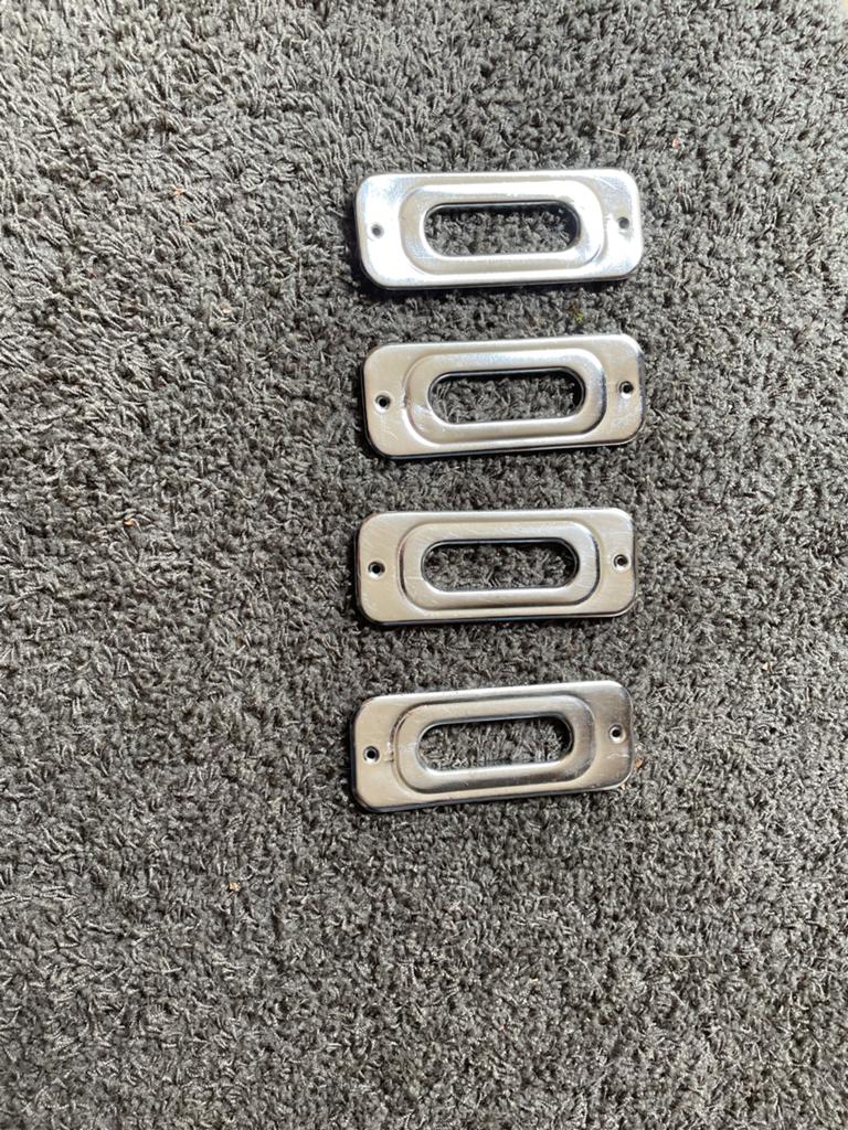 Bank rozetten voor Chevrolet - Set van 4, Ophalen of Verzenden, Gebruikt, Chevrolet