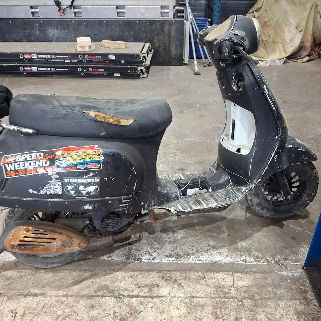 Gebruikte Scooter - Werkt, maar heeft aandacht nodig, Ophalen of Verzenden