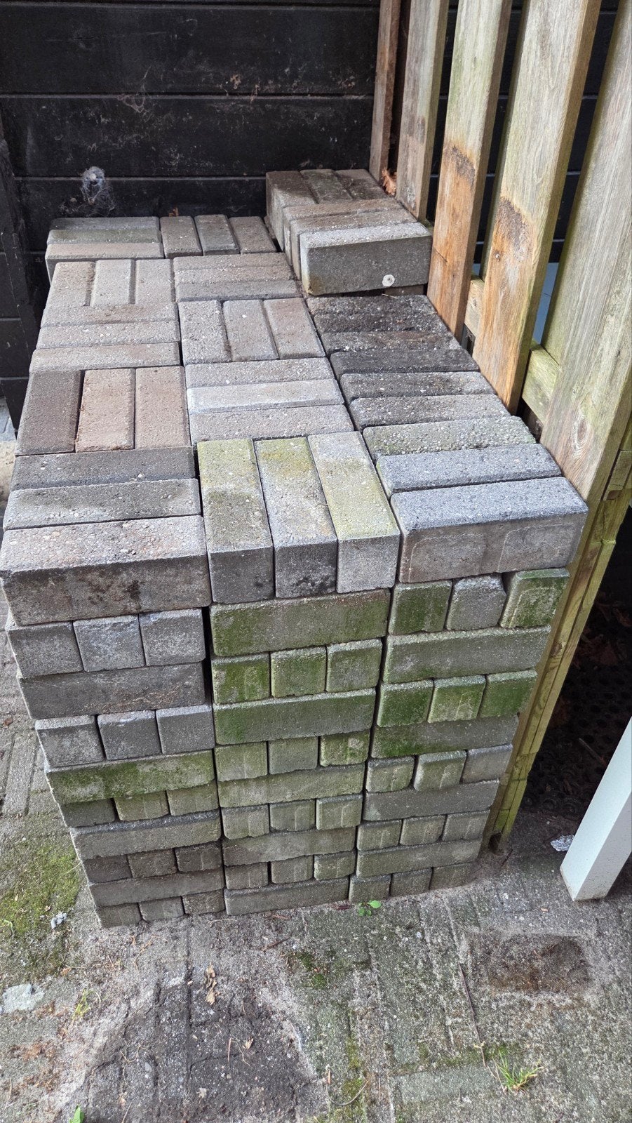 GRATIS - 50 stuks (kleine) klinkers - GRATIS, Ophalen, Gebruikt