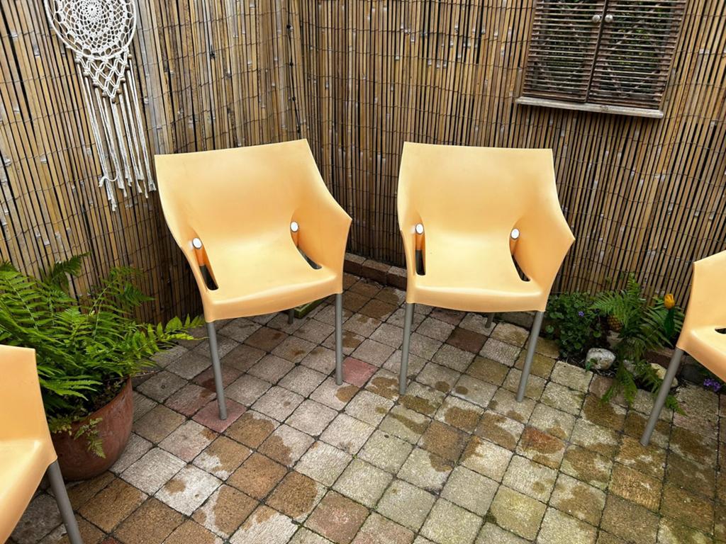 Stapelbare Kartell tuinstoelen Armchair Dr.No by Starck, Tuin en Terras, Tuinstoelen, Ophalen, Gebruikt, Kunststof, Stapelbaar