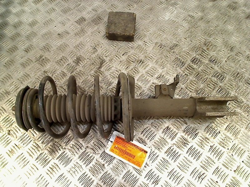 Veerpoot Links Voor Citroën C4 Berline (LC) 2006, Gebruikt, Citroën, Kontakt-citroen@citroen.com, Citroën Deutschland GmbH