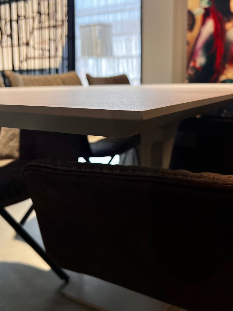 Metaform Carré eettafel | keramiek Beton grijs, Niet ingevuld, 100 tot 150 cm, Niet ingevuld, Nieuw