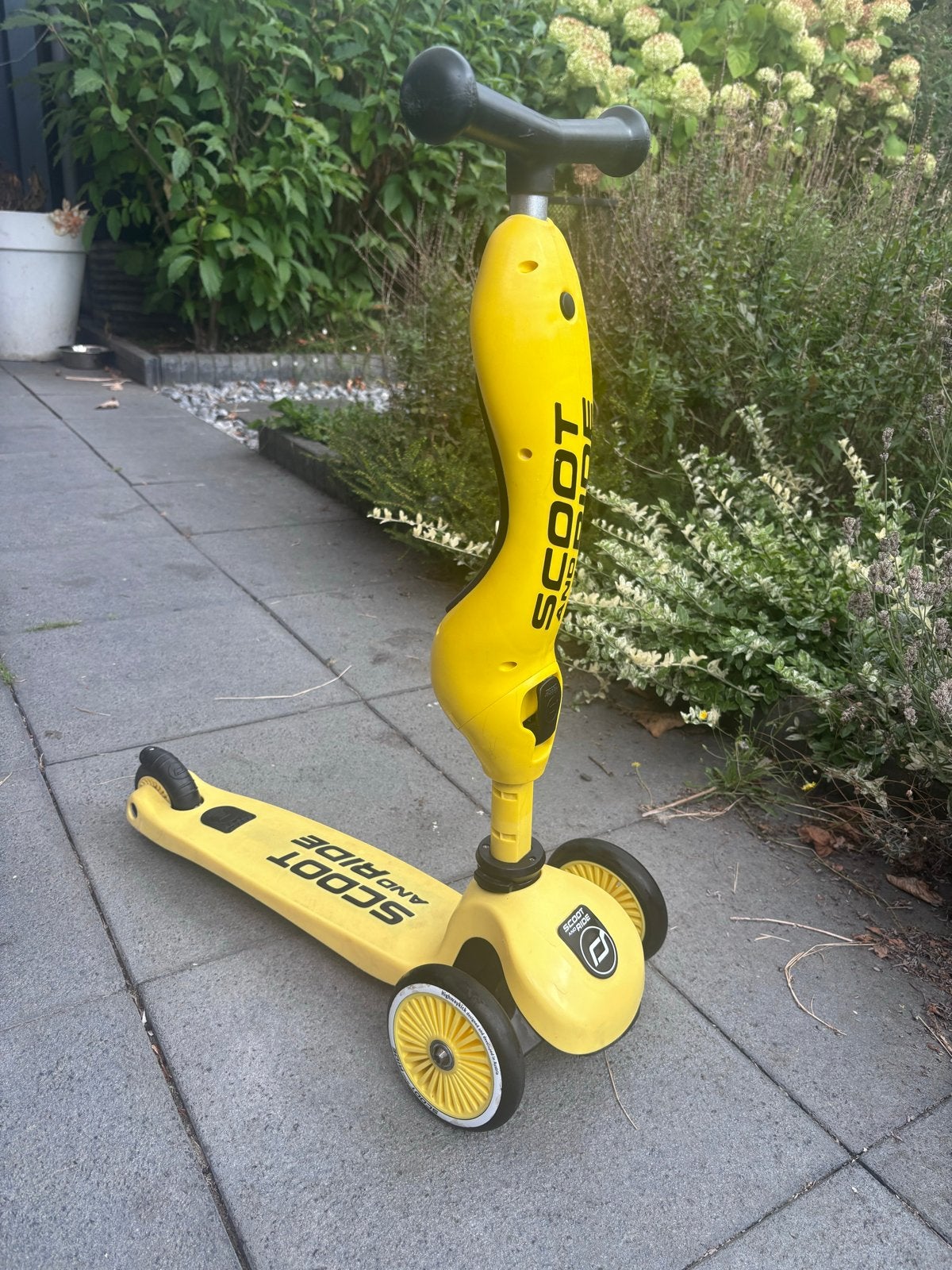 Scoot and Ride step - Gele kinderstep, Fietsen en Brommers, Steps, Ophalen, Gebruikt, Gewone step