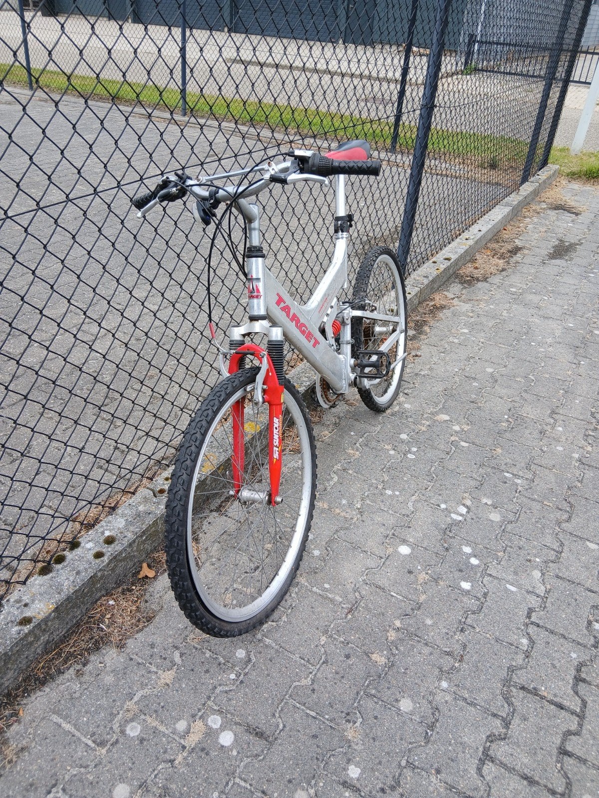 Target Mountainbike - Volledig Geveerd, Gebruikt, Velgrem, Meer dan 20 versnellingen, 65 cm of meer