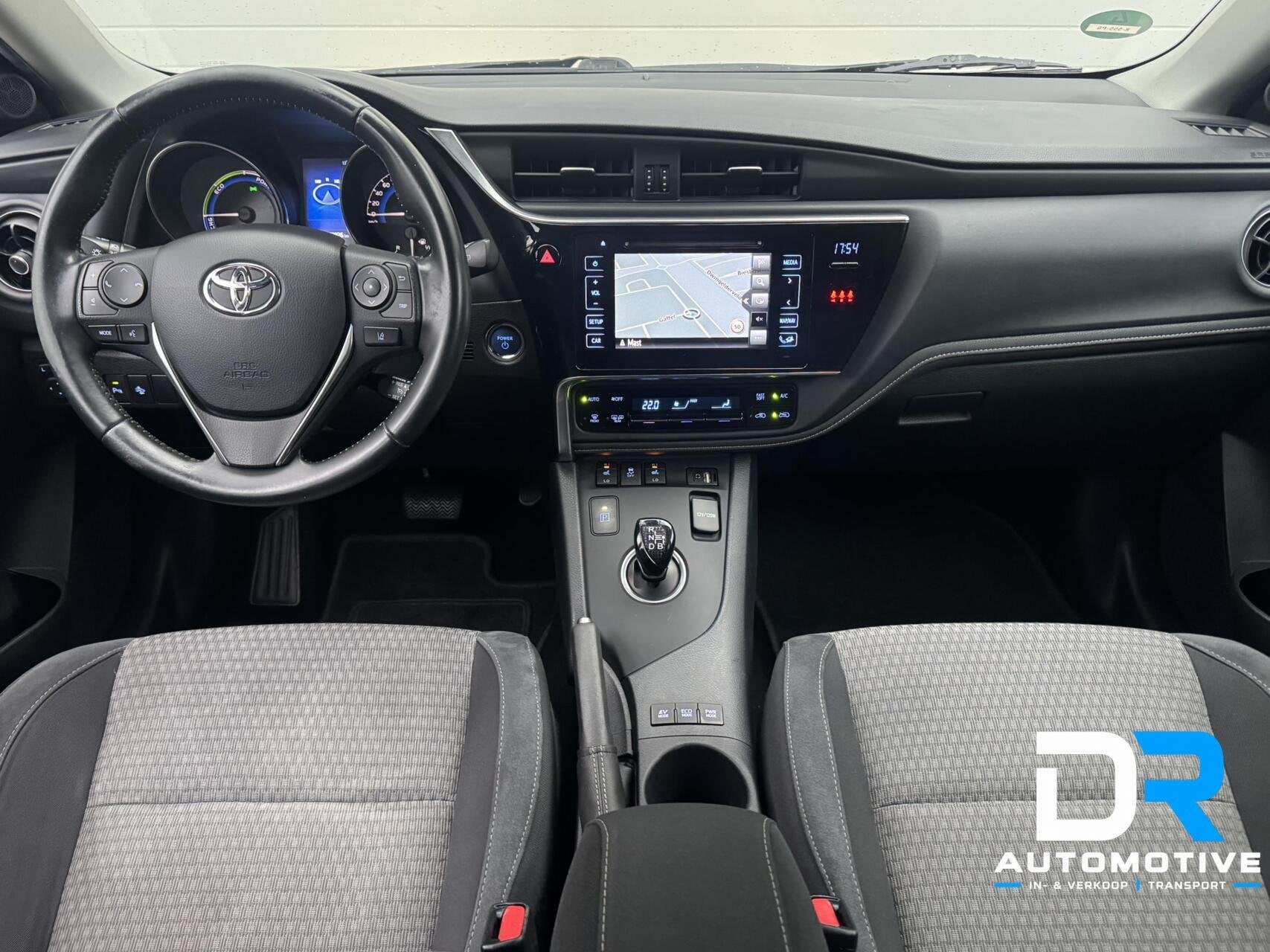 Toyota Auris 1.8 Hybrid Dynamic Ultimate | STOELVERW | CLIMA, Auto's, Stof, Gebruikt, Euro 6, 4 cilinders