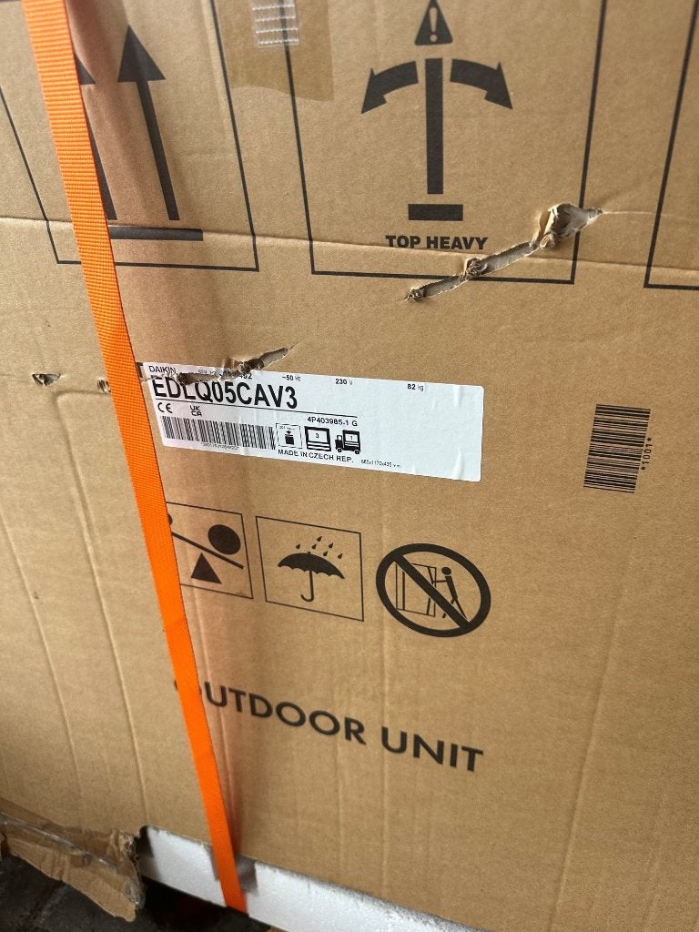 Daikin EDLQ05CAV3 Lucht-Water Monobloc Warmtepomp 5 kW, Ophalen, Overige typen, Nieuw, 60 tot 150 cm