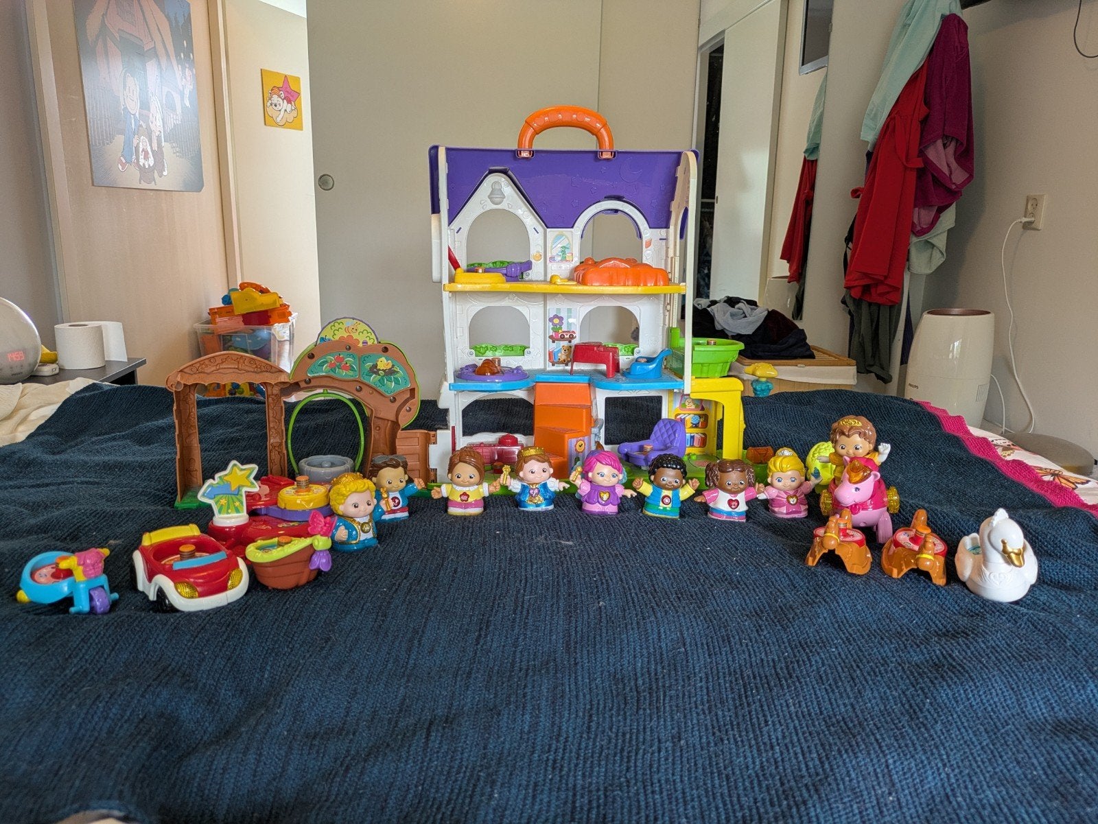 VTech vrolijke vriendjes  Speelhuis met veel figuren, Kinderen en Baby's, Ophalen, Gebruikt, 2 tot 4 jaar