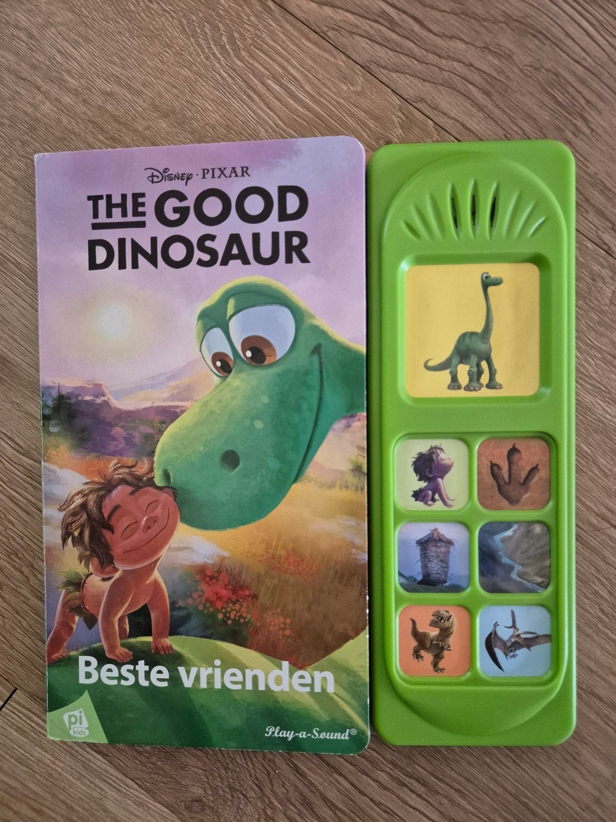 Disney Pixar The Good Dinosaur Play-a-Sound boek, Ophalen of Verzenden, Gelezen, Uitklap-, Voel- of Ontdekboek, 2 tot 3 jaar