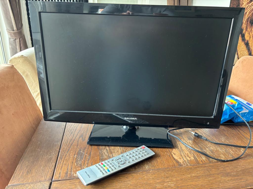 Salora 24 inch LED TV - Model LED2426FHDVX, 50 Hz, Ophalen, Overige merken, Gebruikt