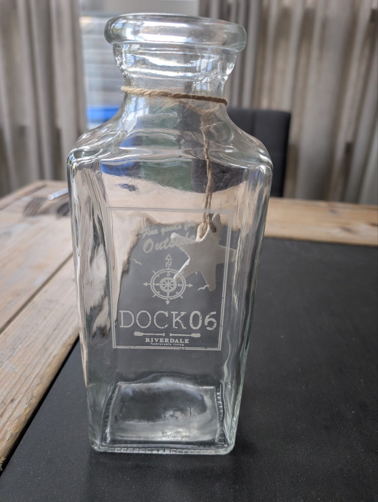 Riverdale Dock 06 decoratieve glazen fles met zeester & sche, Gebruikt, Met patroon/structuur, Transparant, Ophalen of Verzenden