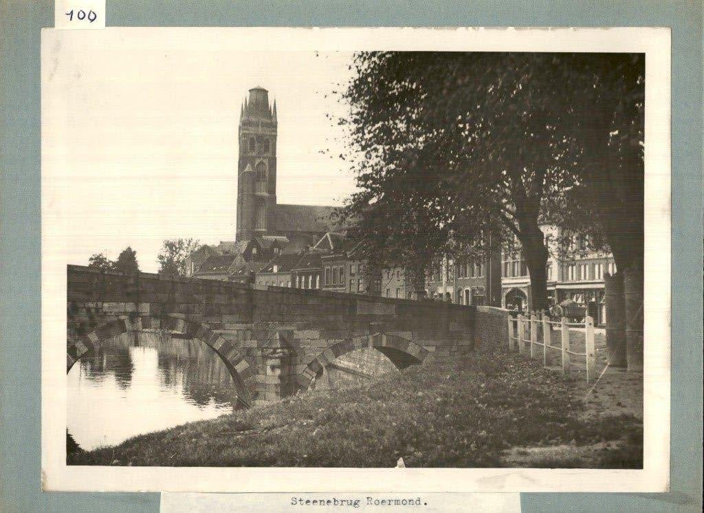 Roermond - Stenen Brug - Foto - 1935, Ophalen of Verzenden, 1920 tot 1940, Limburg