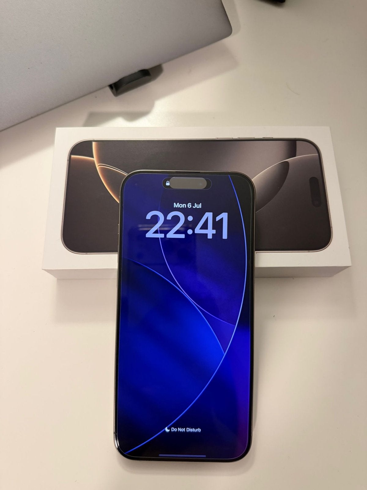 Apple iPhone 16 Pro Max 256GB  - Zo goed als nieuw, 89 %, IPhone 16 Pro Max, Zo goed als nieuw, Zonder simlock
